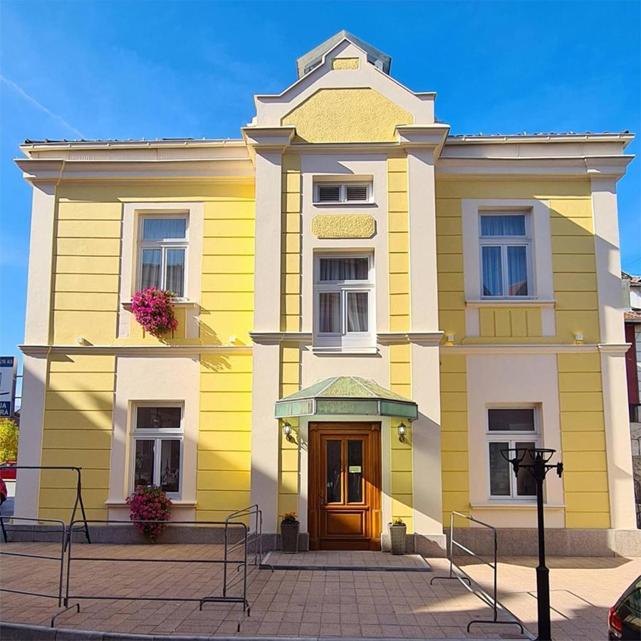 Kondor Apartmani Vrnjačka Banja Buitenkant foto