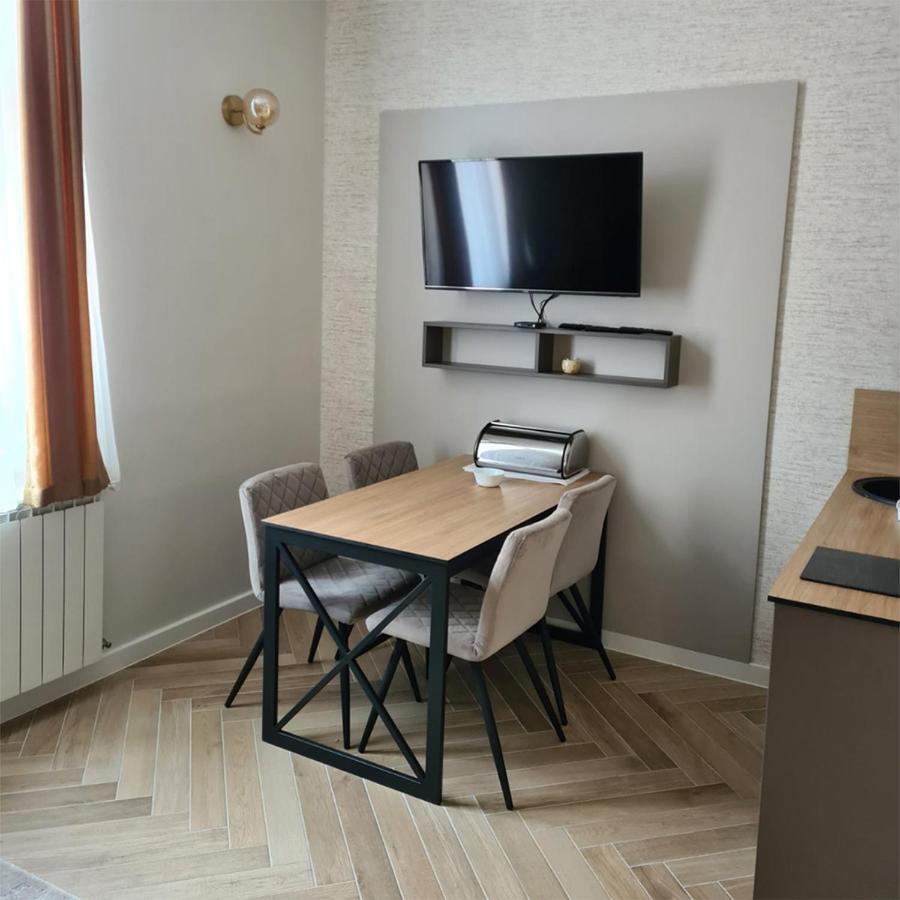 Kondor Apartmani Vrnjačka Banja Buitenkant foto